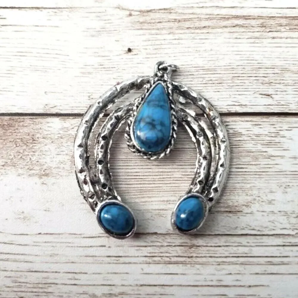 Vintage Pendant Unusual Large Blue & Silver Tone